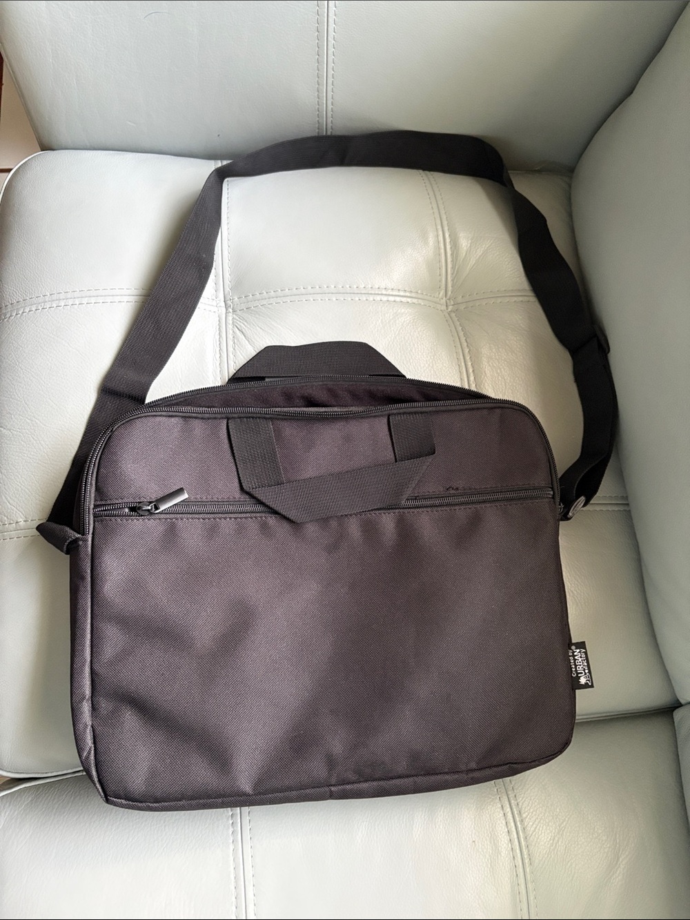 Classic Black Laptop Messenger Bag with Adjustable Strap